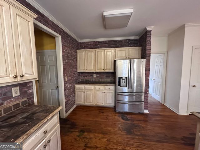 2610 Ashbourne Drive, Lawrenceville, GA 30043