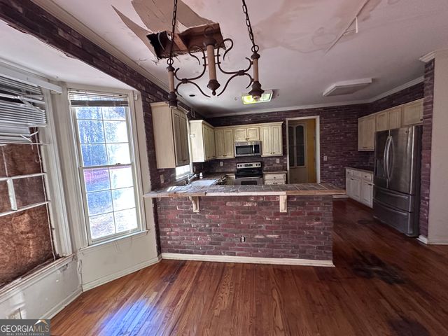 2610 Ashbourne Drive, Lawrenceville, GA 30043