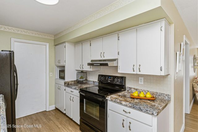 1948 Barkley Avenue, Melbourne, FL 32935