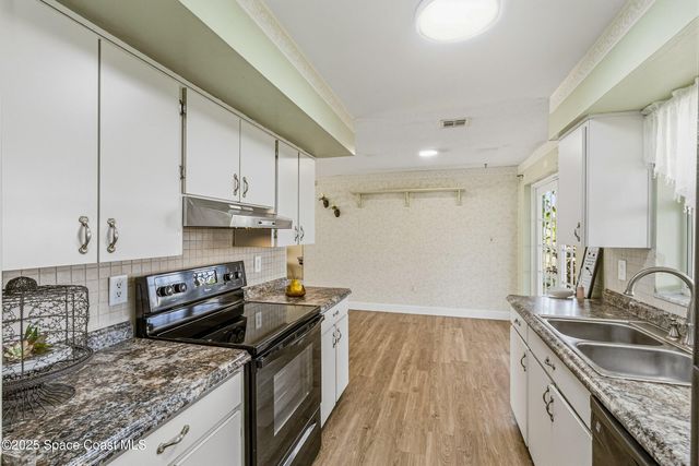 1948 Barkley Avenue, Melbourne, FL 32935