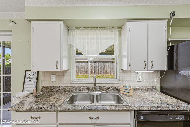 1948 Barkley Avenue, Melbourne, FL 32935