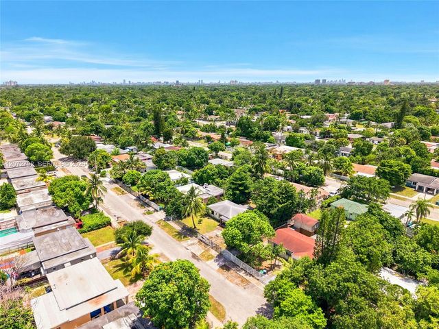 596 NW 109th Street 1, Miami, FL 33168