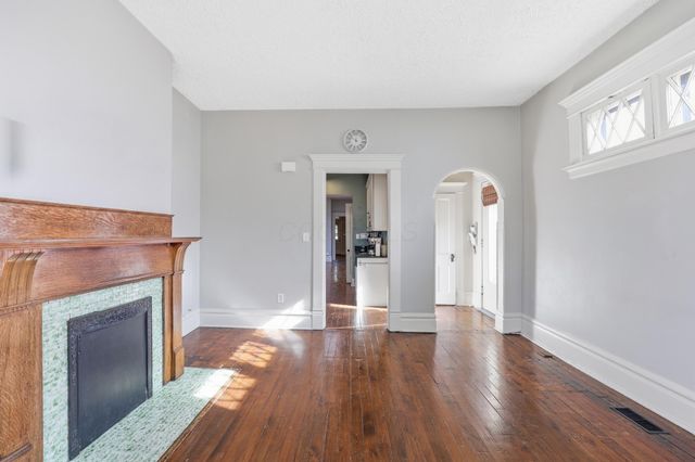 74 W 1st Avenue, Columbus, OH 43201