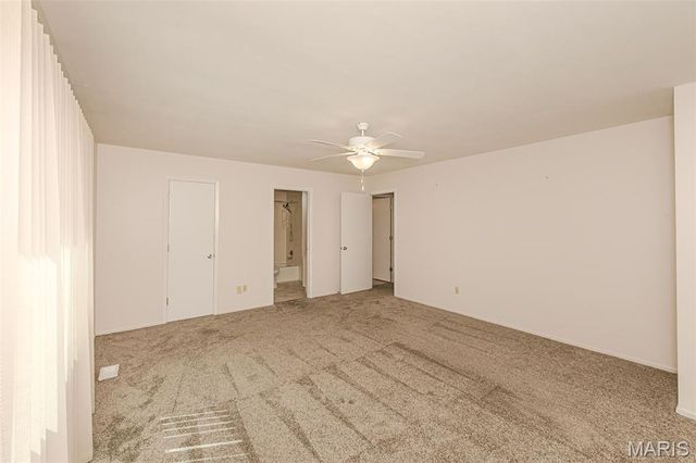 5 Provence Drive, Lake St Louis, MO 63367