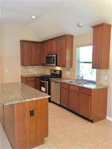 203 Fairwind Trail Drive, Conroe, TX 77385