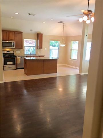 203 Fairwind Trail Drive, Conroe, TX 77385