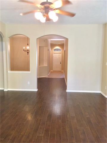 203 Fairwind Trail Drive, Conroe, TX 77385