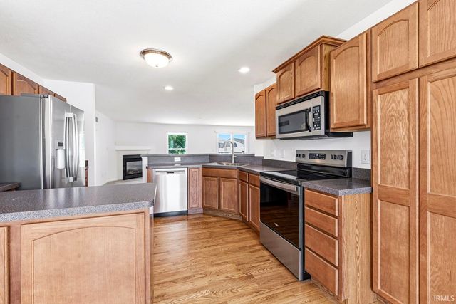 23075 Allerton Drive, South Bend, IN 46628