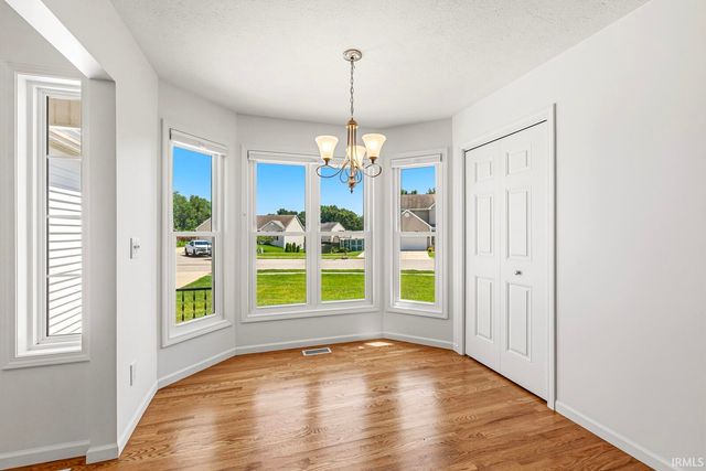 23075 Allerton Drive, South Bend, IN 46628