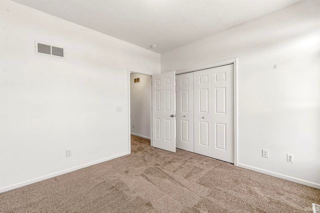 23075 Allerton Drive, South Bend, IN 46628