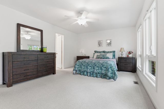 10126 TURNBERRY PL, Oakton, VA 22124