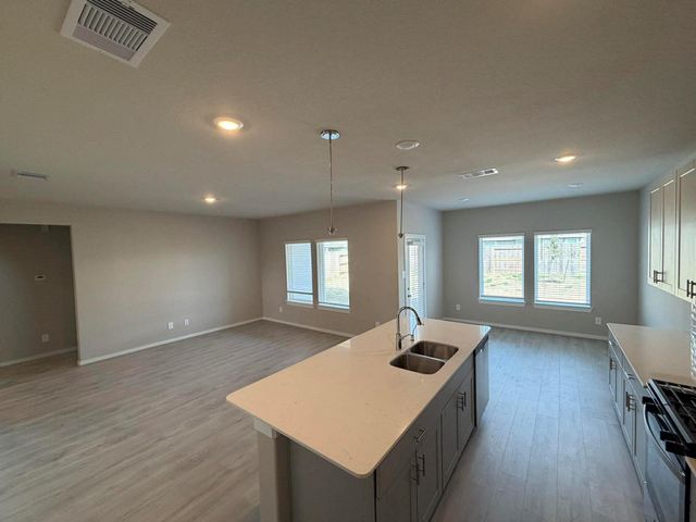 2527 Gray Gale Court, Baytown, TX 77523