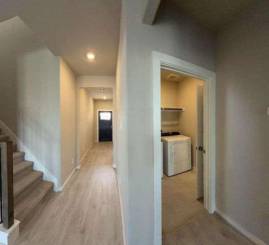 2527 Gray Gale Court, Baytown, TX 77523