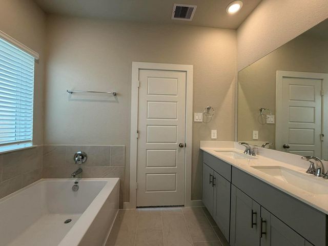 2527 Gray Gale Court, Baytown, TX 77523