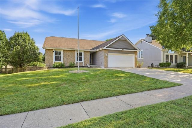 1505 NE 102nd Street, Kansas City, MO 64155