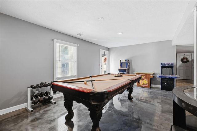 1505 NE 102nd Street, Kansas City, MO 64155
