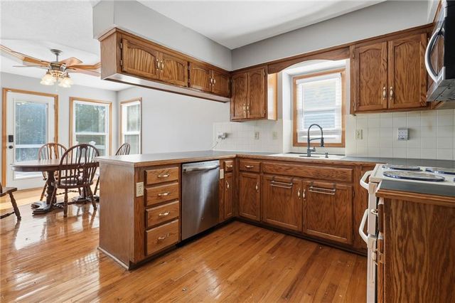 1505 NE 102nd Street, Kansas City, MO 64155