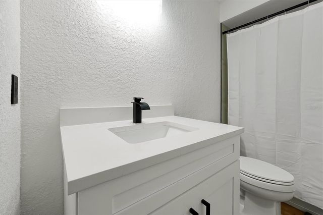5168 CONROY ROAD 35, Orlando, FL 32811
