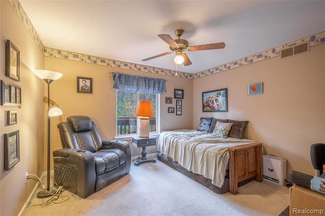 1023 Old Leake Court, Holly, MI 48442