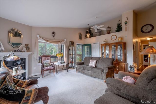 1023 Old Leake Court, Holly, MI 48442