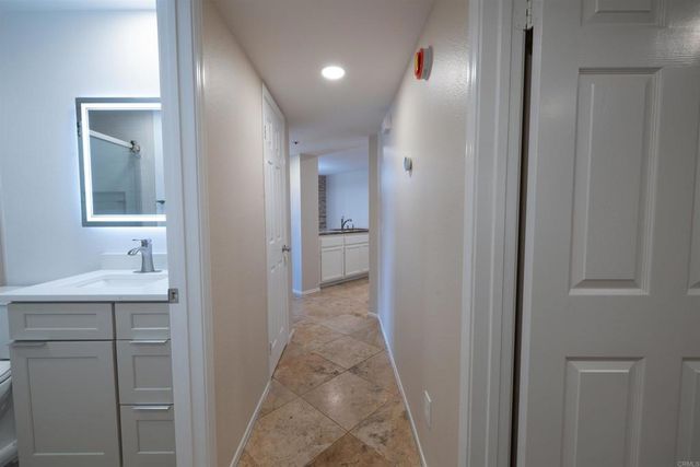 400 N Pacific St 111, Oceanside, CA 92054