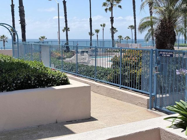 400 N Pacific St 111, Oceanside, CA 92054