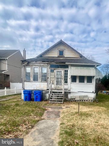 11 ERRICKSON AVE, Moorestown, NJ 08057