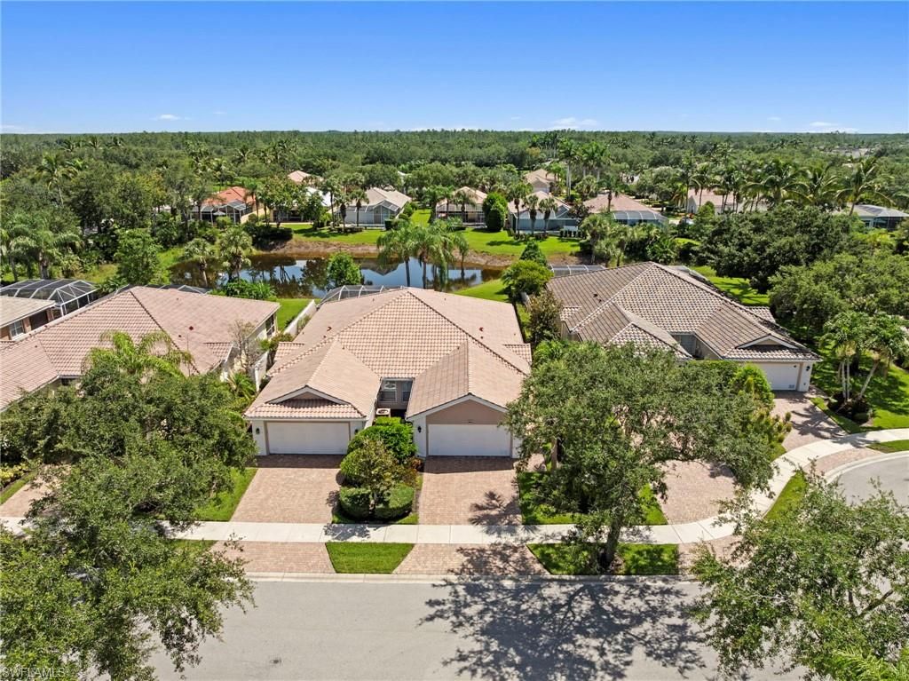 28043 Dorado DR, BONITA SPRINGS, FL 34135 — exterior