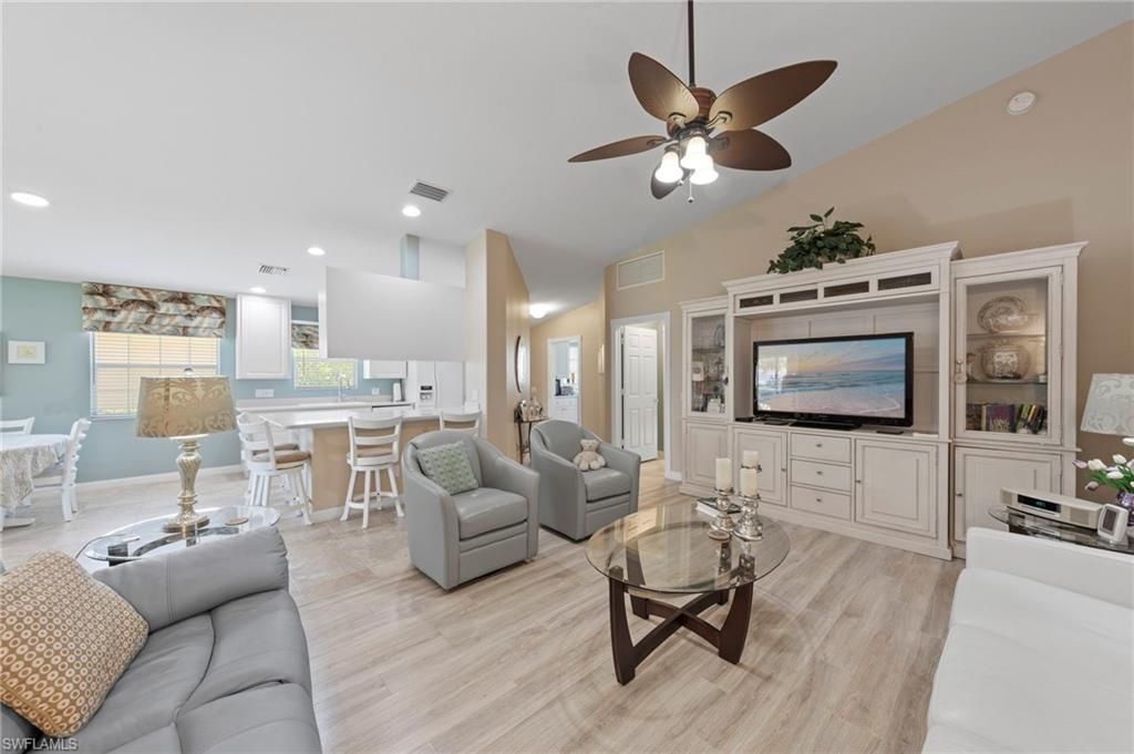 28043 Dorado DR, BONITA SPRINGS, FL 34135 — photo 4