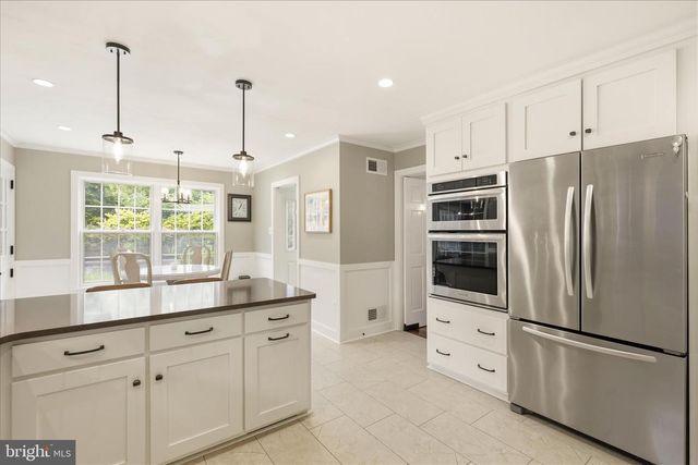 24 BENTLEY SMT, Lancaster, PA 17603
