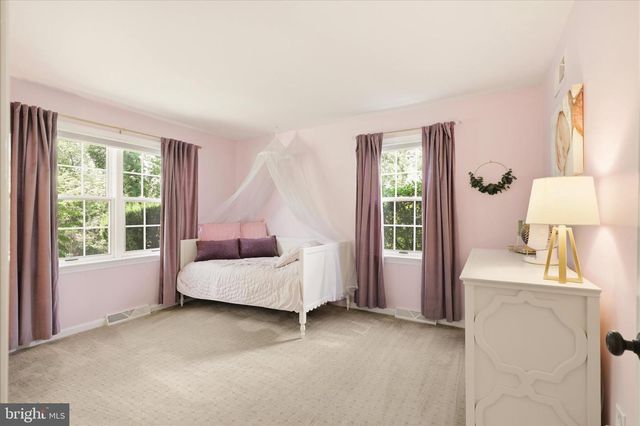 24 BENTLEY SMT, Lancaster, PA 17603