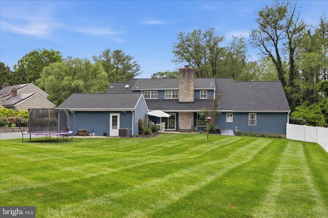 24 BENTLEY SMT, Lancaster, PA 17603