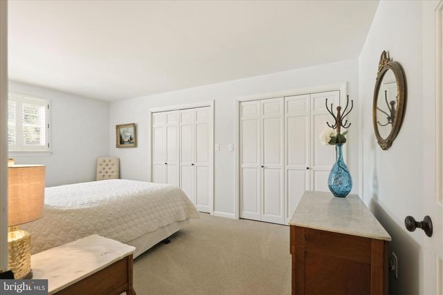 24 BENTLEY SMT, Lancaster, PA 17603