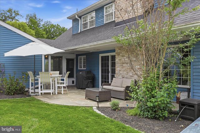 24 BENTLEY SMT, Lancaster, PA 17603