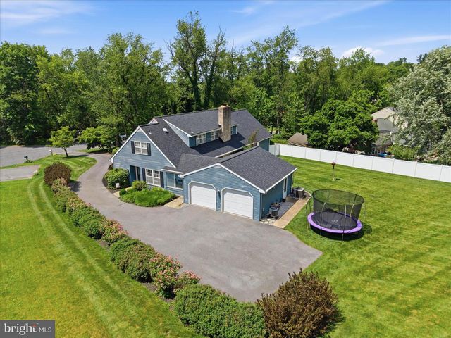 24 BENTLEY SMT, Lancaster, PA 17603