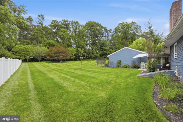 24 BENTLEY SMT, Lancaster, PA 17603