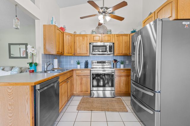 13401 SW 9th Place, Davie, FL 33325