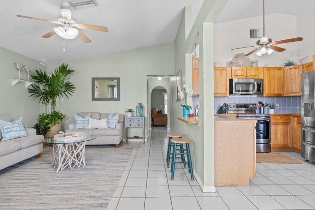 13401 SW 9th Place, Davie, FL 33325