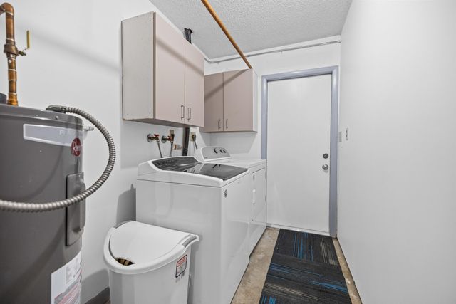 13401 SW 9th Place, Davie, FL 33325