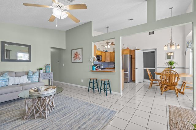 13401 SW 9th Place, Davie, FL 33325