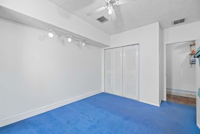 13401 SW 9th Place, Davie, FL 33325