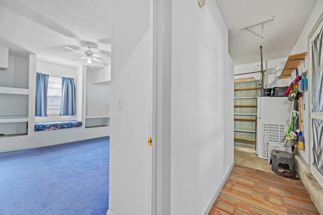 13401 SW 9th Place, Davie, FL 33325