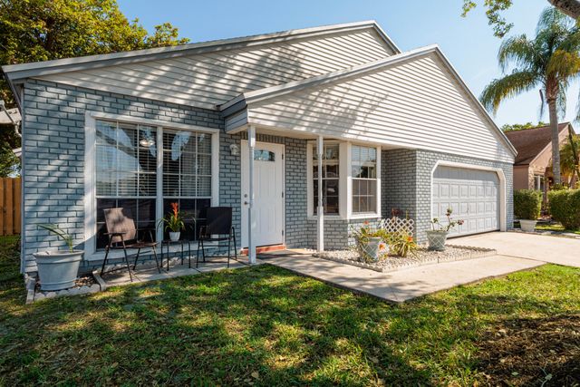 13401 SW 9th Place, Davie, FL 33325