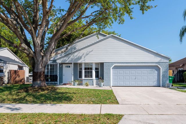 13401 SW 9th Place, Davie, FL 33325