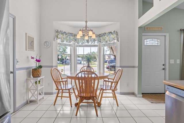 13401 SW 9th Place, Davie, FL 33325