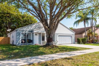13401 SW 9th Place, Davie, FL 33325