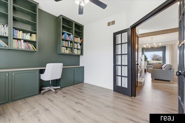 17024 Rampart Street, Omaha, NE 68136