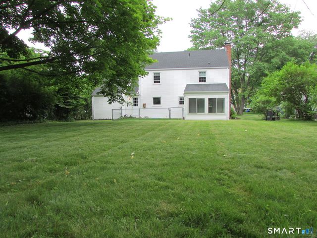 7 Owings Road, West Hartford, CT 06107