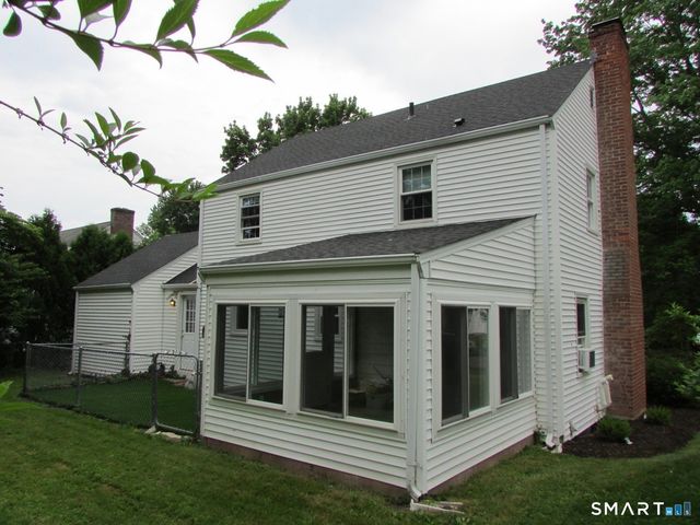 7 Owings Road, West Hartford, CT 06107