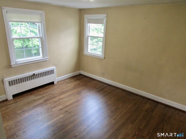 7 Owings Road, West Hartford, CT 06107
